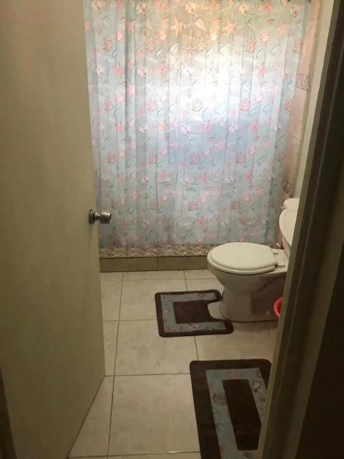 مونتيغو باي Apartments At Westvillage 5 No Ac Low Price Studio  مونتيغو باي